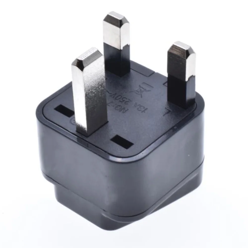 Универсальный переходник для путешествий черного и белого цвета 13 а 250 В