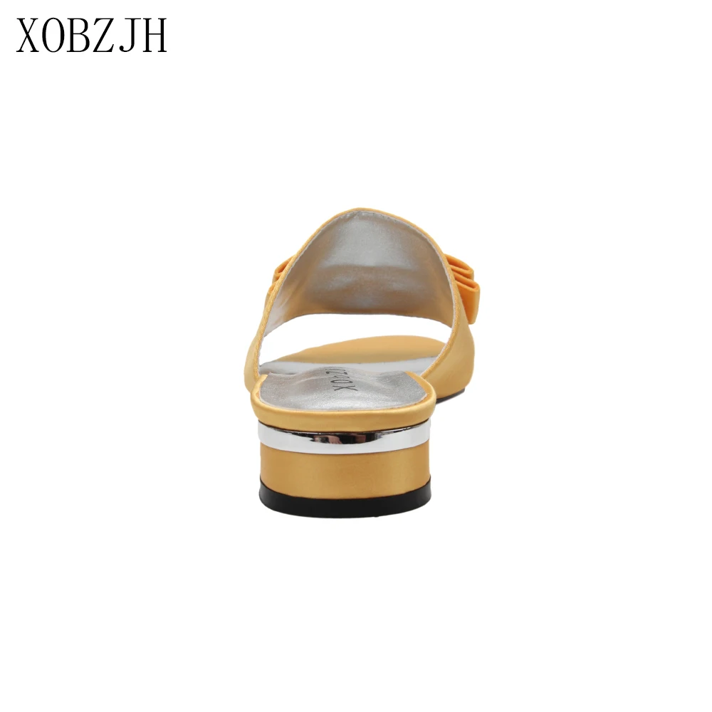 Летняя женская обувь сандалии на плоской подошве роскошная со стразами