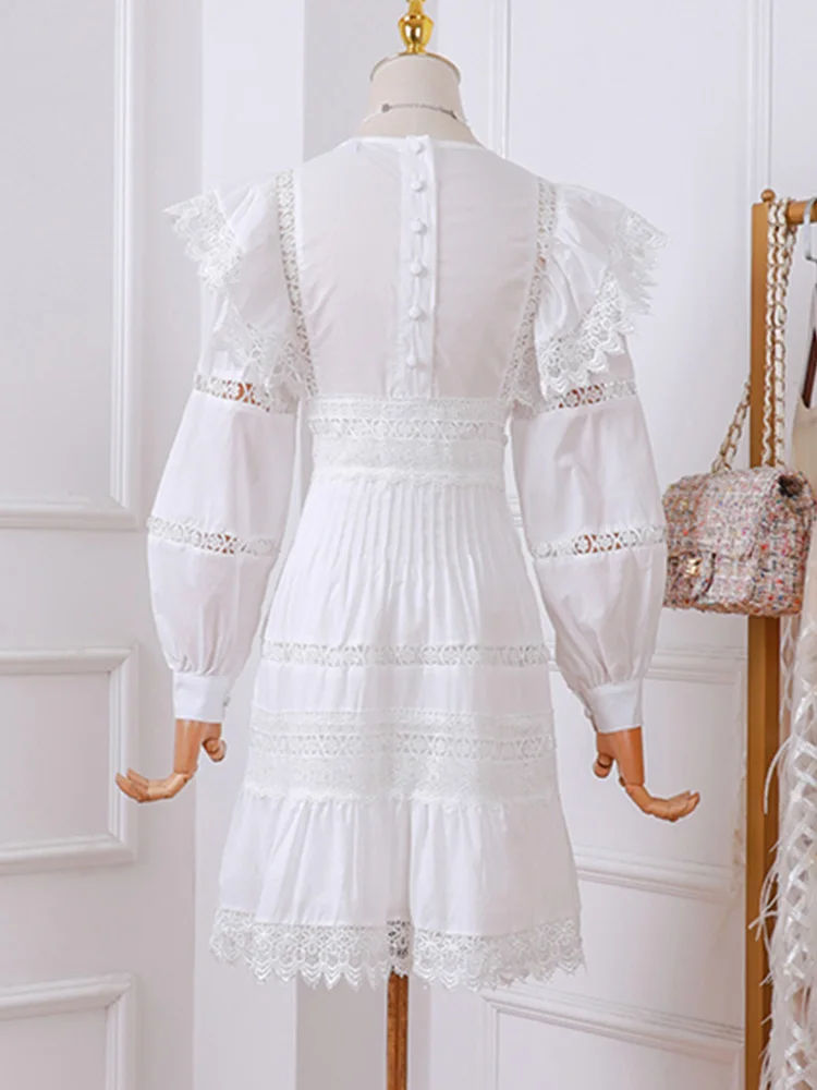 

Heavy crafts, applique, hollow stitching, lace, high waist, multi-layered, loose, big hem dress, ladies' autumn new style