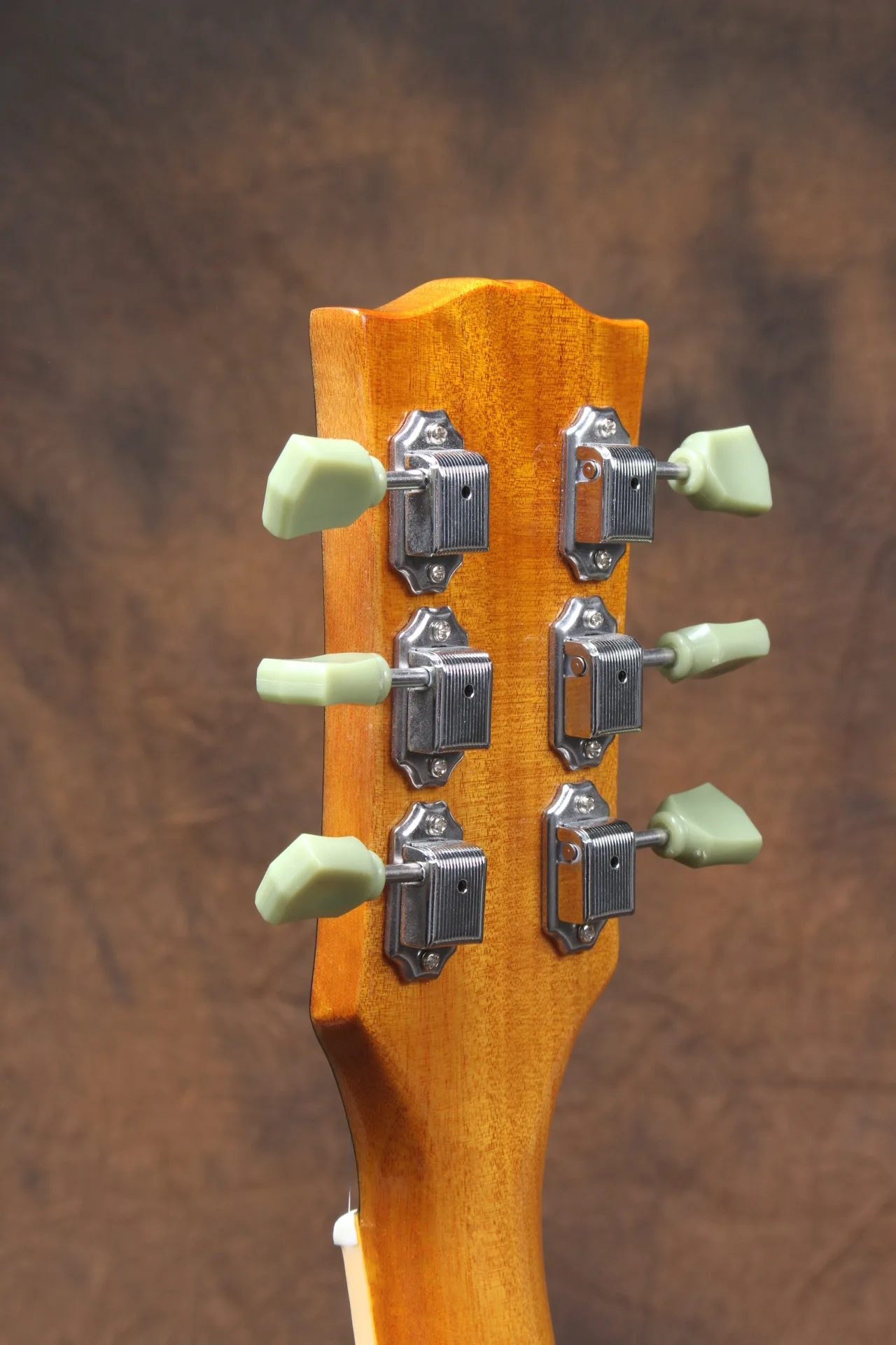 Promotion! 1956 Gold Top top Electric Guitar Wrap Around Tailpiece White P 90 Pickups China OEM Music Instrument |