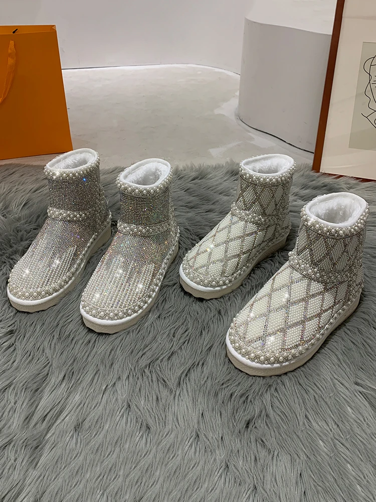 

Ботинки зимние женские на плоской подошве, австралийские ботинки, женские плюшевые ботильоны с круглым носком и кристаллами, женские ботил...