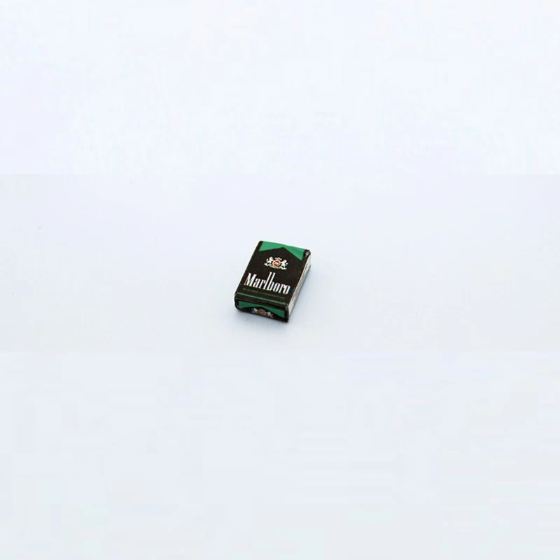 1/12 Dollhouse Miniature Accessories Mini Cigarette Case Simulation box Model Toys for Doll House Decoration Pretend Play |
