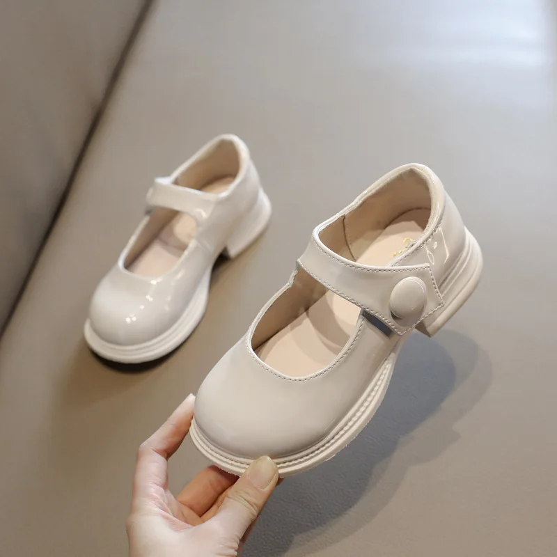 Детские кожаные туфли CMSOLO для девочек мягкие летние на плоской подошве кремового