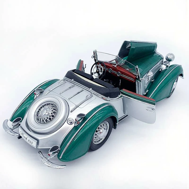 

1:18 Alloy Simulation Classic Car Car Model Collection Gift Ornaments