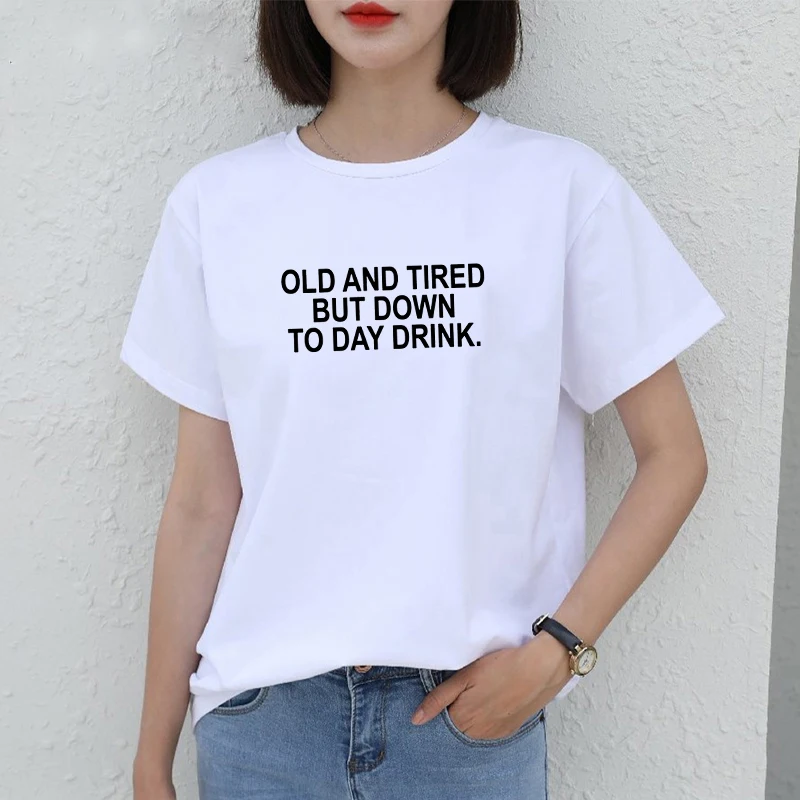 Футболка с принтом Старый и уставший хлопковая футболка коротким рукавом