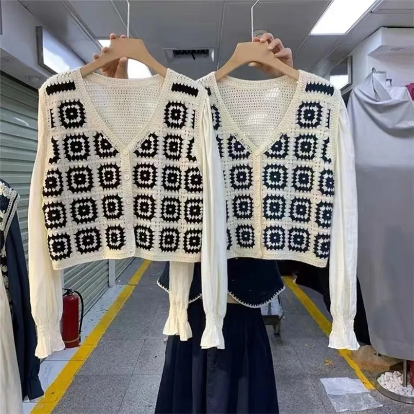 

New Boho Retro Crochet Cardigan Women Embroidery Knitted Sweater Cardigans Mujer Crop Top Pull Femme Outwear Tops