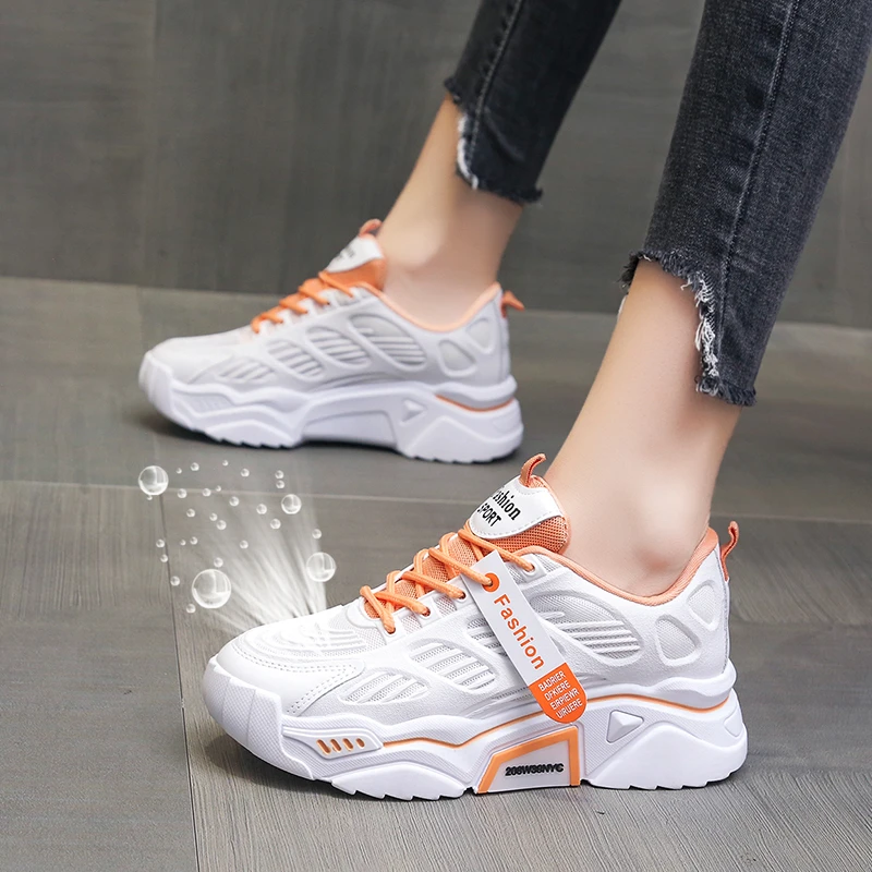 

Женские кроссовки для тенниса, Женская Корейская обувь для тренировок на платформе с розами, модная повседневная обувь на толстом каблуке, ...