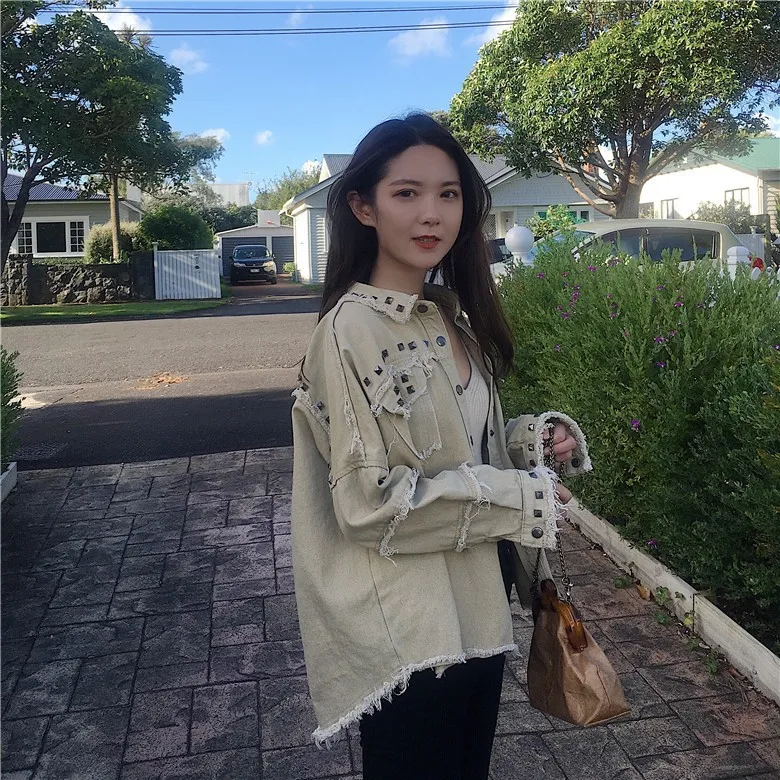 Осенняя женская джинсовая куртка с заклепками джинсовые куртки длинным рукавом