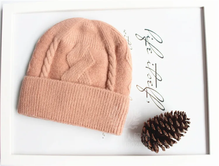 

Korean Winter Knitted Hat for Men Women in 2019,Twist-shaped headgear in pure colour with velvet threads gorros mujer invierno