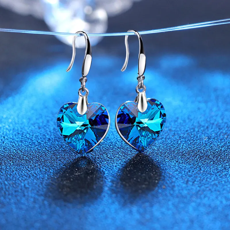 Женские серьги с австрийским голубым кристаллом в виде сердца из стерлингового