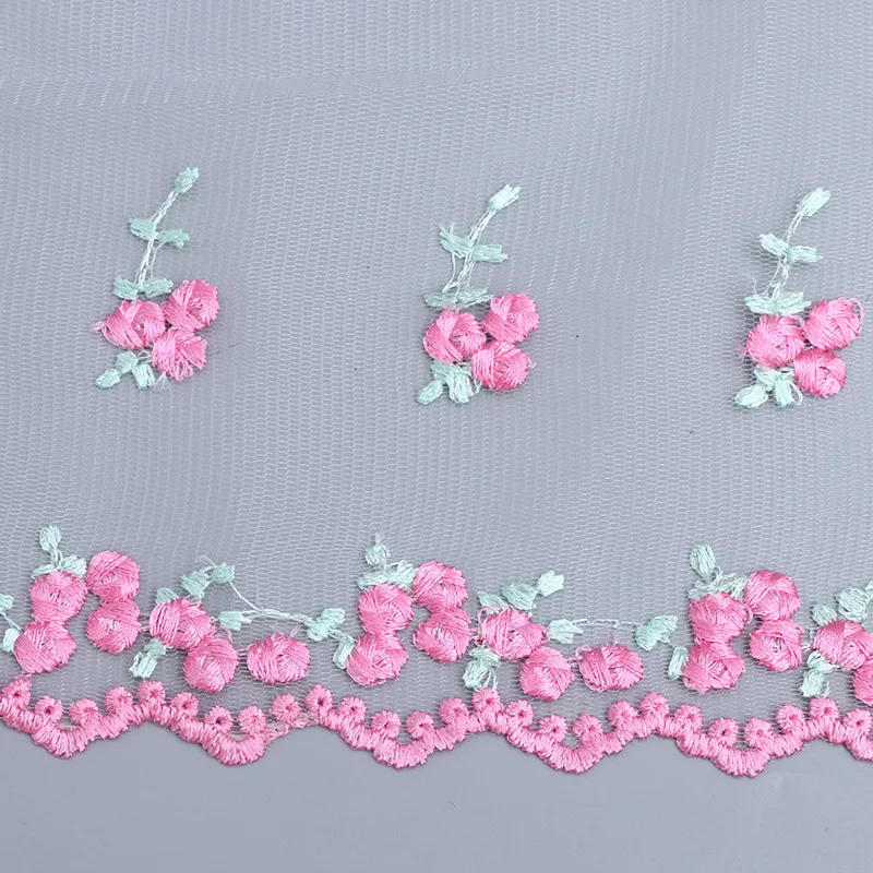 Лента кружевная для свадебных платьев шириной 19 см