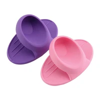 new 1pcs kitchen dishes silicone oven heat insulated finger glove mitt cute cooking microwave non slip gripper pot holder