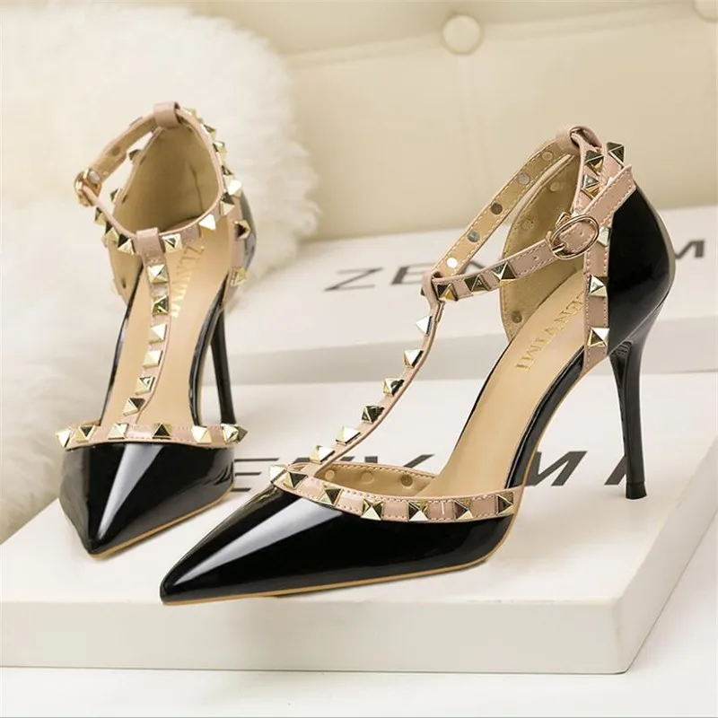 

Pumps 2020 Women's Shoes Summer Style Fashion Female Sandals Rivet Metal Decoration Pu Leather Style Women High Heels