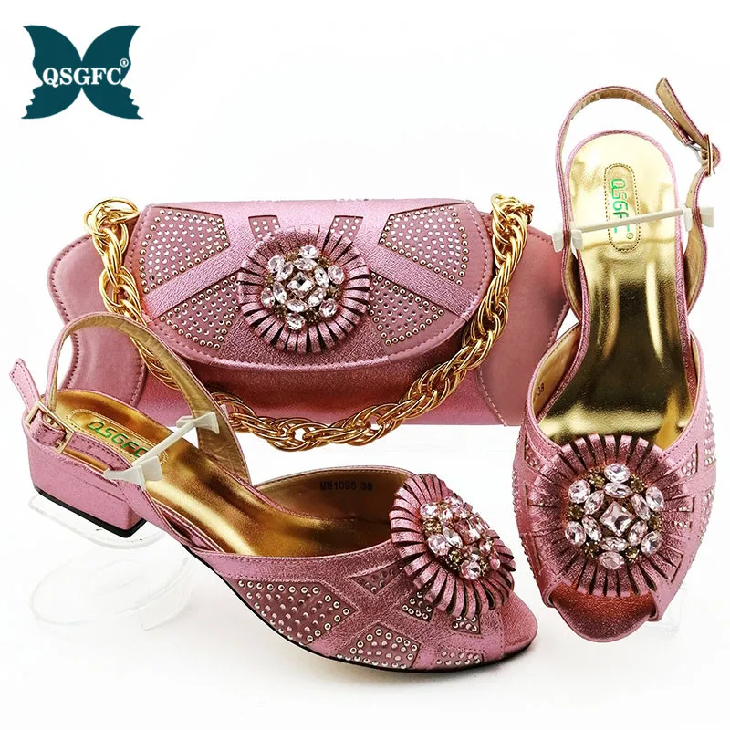 Итальянский дизайн Дамская обувь и подходящая Сумочка в комплекте Украшенные