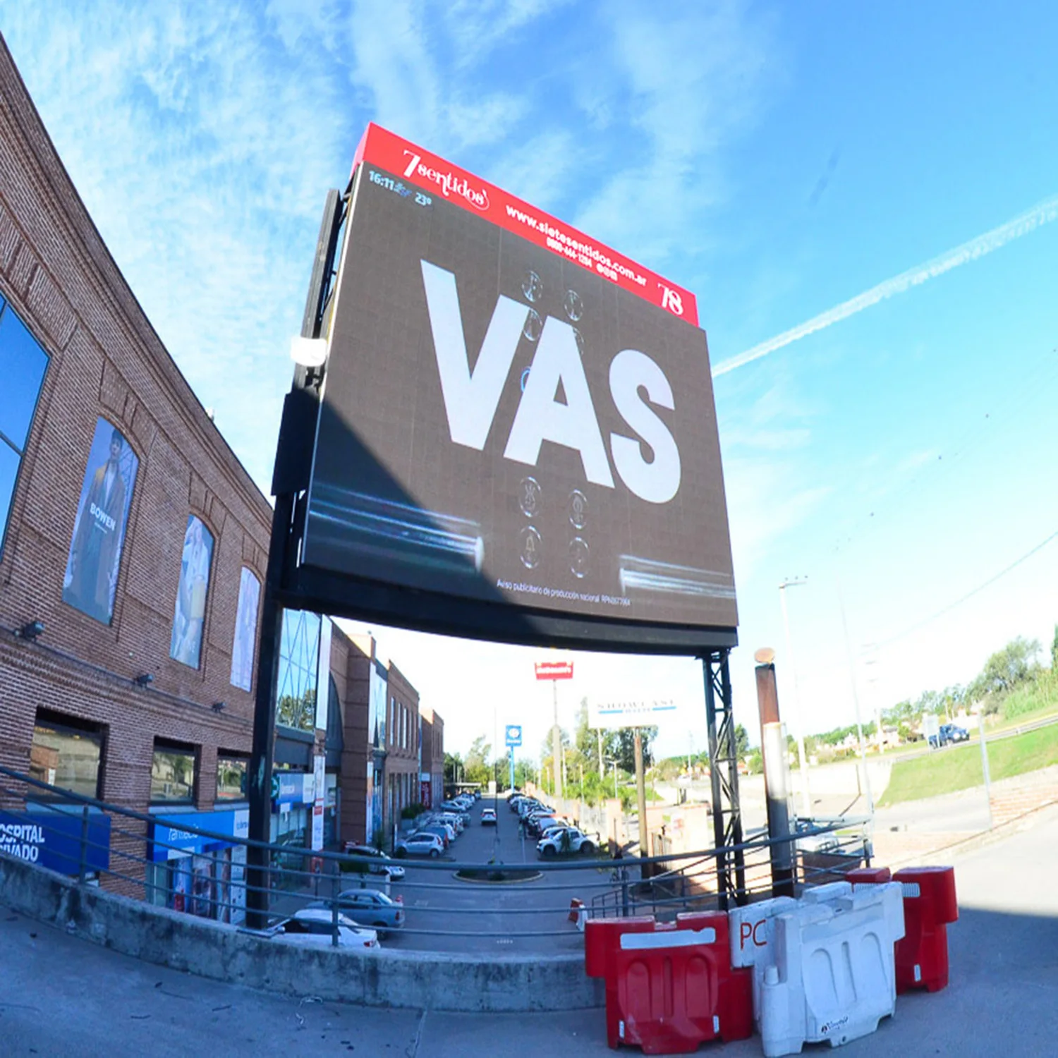 Светодиодная настенная панель coreman для улицы 96x96 светодиодов linsn nova