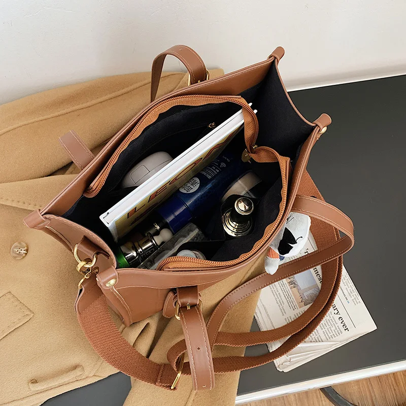 

Retro Stone Pattern Embossed Women Handbag 2021 New PU Leather Designer Shoulder Bag Female Fashionable Lady Crossbody Bag Black