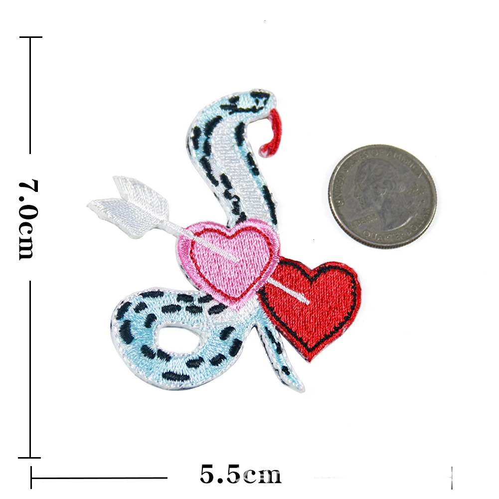 Новое поступление стрелкой пирсинг в сердце змеи значки-нашивки Diy женские