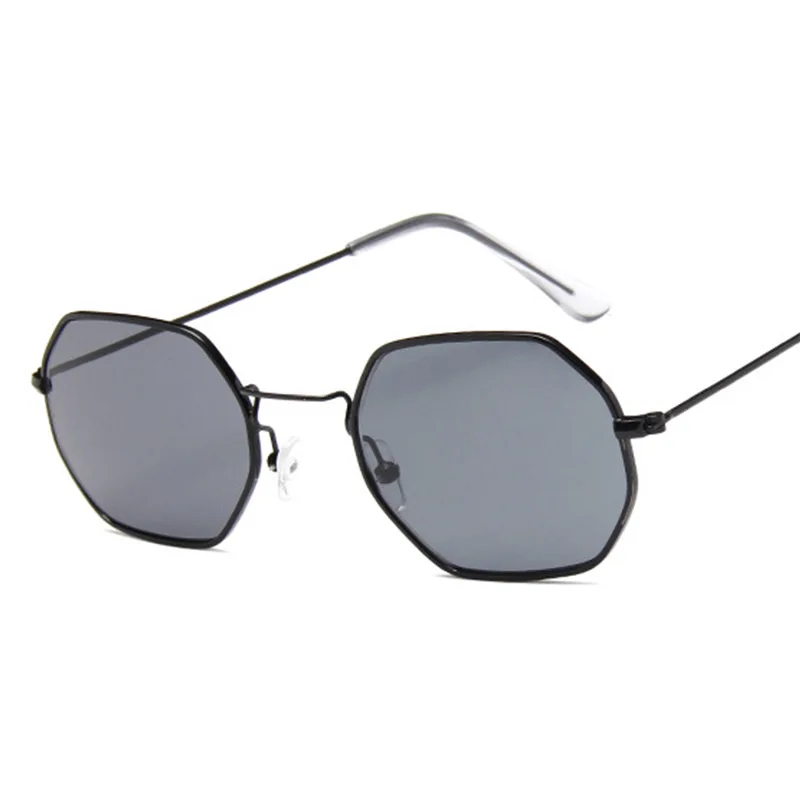 

Polygonal Ocean Sunglasses Women Retro Square Glasses Men and Women Hipster Street Shooting