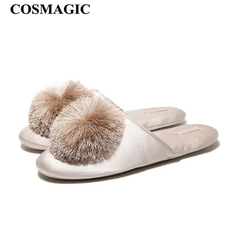 Новинка 2021 осенние женские домашние тапочки COSMAGIC с бахромой и шариками шелковые