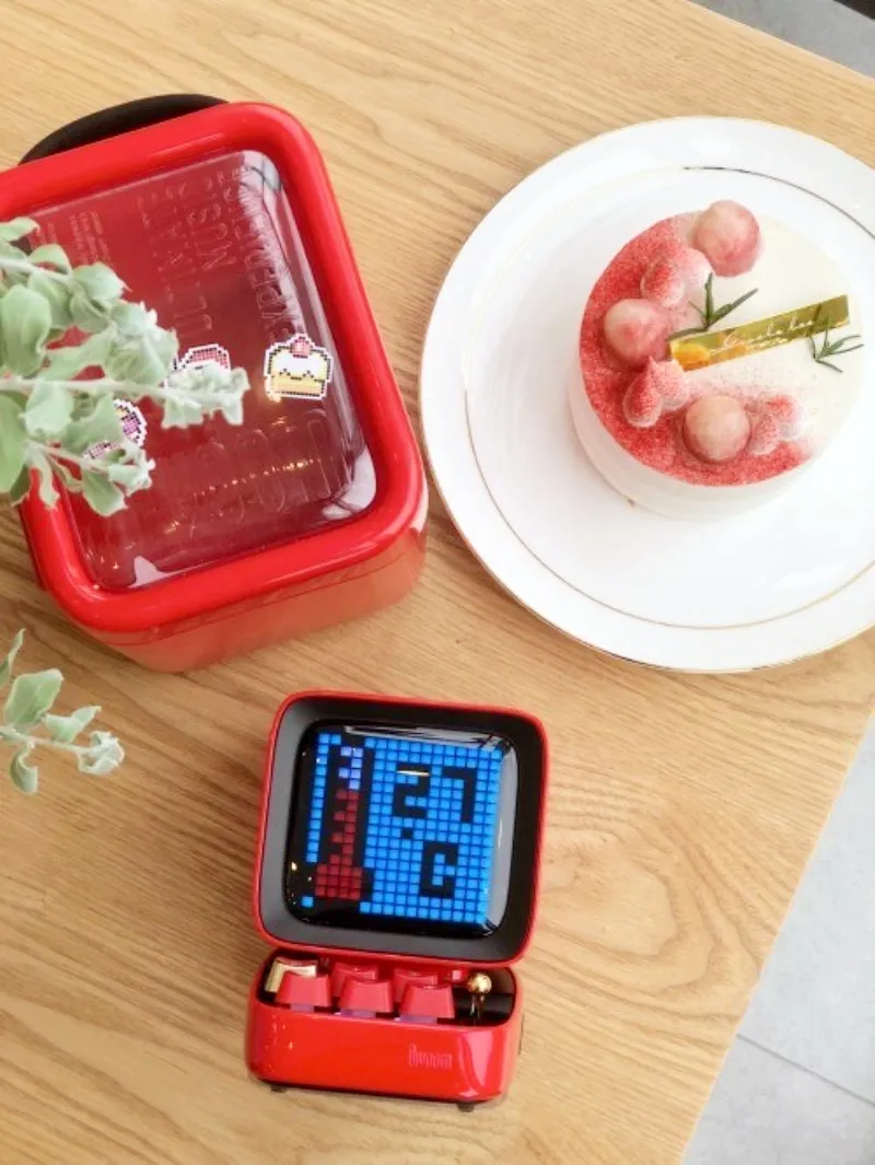 Divoom DITOO Pixel Bluetooth Wireless Speaker Chinese Red Mechanical retro mini computer model Smart alarm clock | Электроника