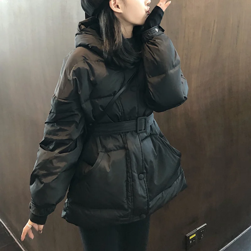 Women's 2022 Autumn and Winter Thick Warm Jacket Waist Hooded Thick Jacket Fashion Loose Casual Belt Lazy Pie Overcome Clothing
