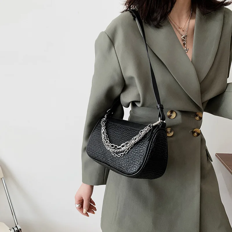 

High-Quality Handbag Ladies Famous Brand Retro Handbag New Trend Fashion Youth Women's Bag Waterproof And Wear-Resistant Design