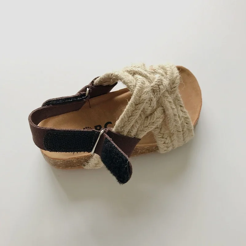 Летние пляжные сандалии для отдыха маленьких мальчиков и девочек двухстильные