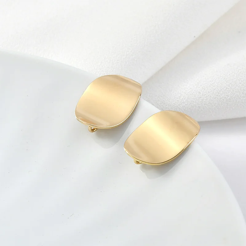 Серьги с абстрактным эллиптическим волнообразным покрытием 18 карат подлинное