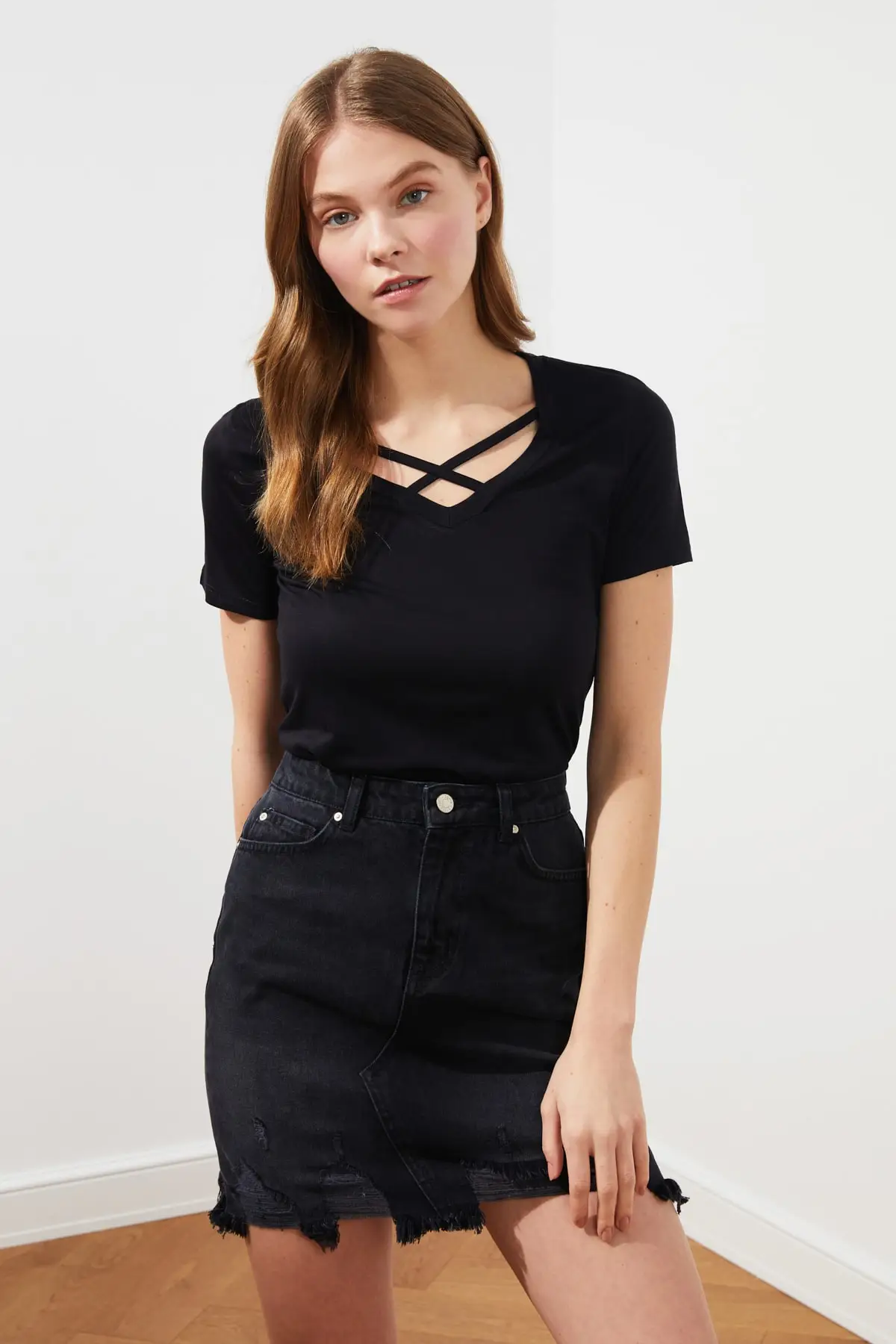 

Trendyol крест İp подробный трикотажная футболка TWOSS21TS0988