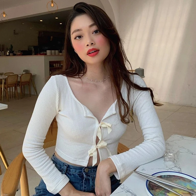 

Women's V-Neck Cardigan Lace-Up Hanging Long Sleeve Bottom Shirt T-Shirt Top White