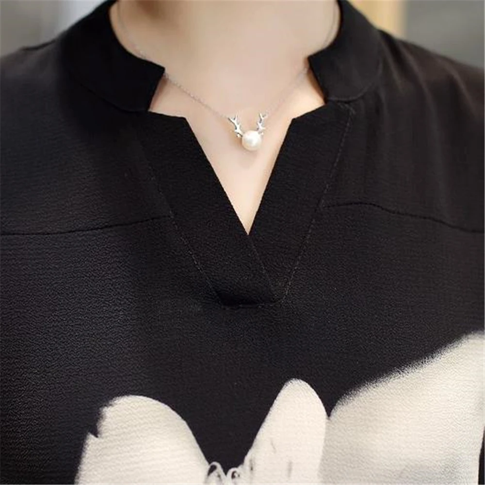 

Woman Summer Plus Size Solid V-neck Three Quarter Flare Sleeve Long Loose Chiffon Blouse Female Spring Hedging Print Shirts