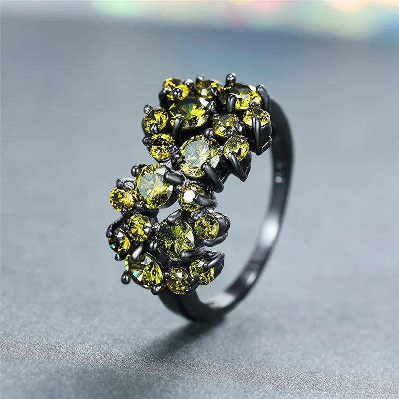 Кольцо женское обручальное оливковое Черное золото кольцо с зеленым камнем