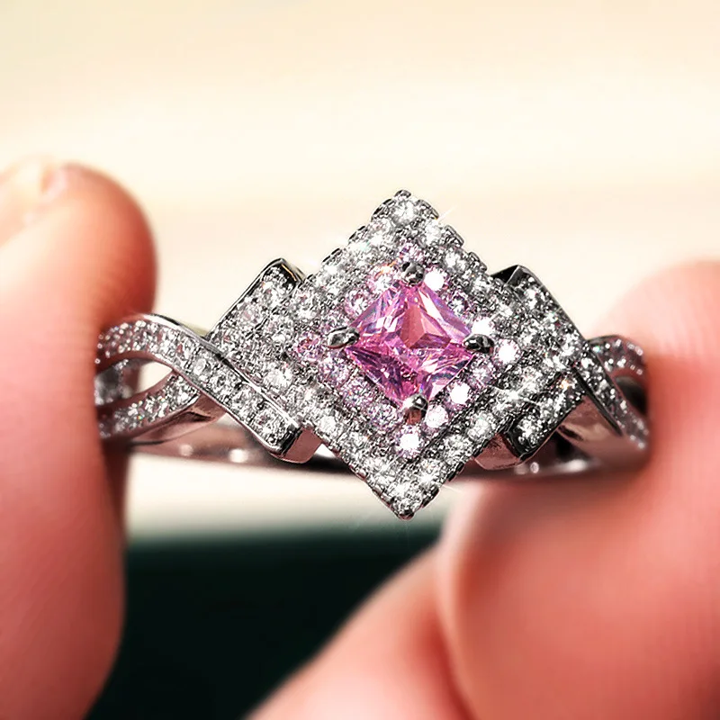 

Classic Pink CZ Women Engagement Ring Romantic Novel Design Female Rings Valentine's Day Anniversary Love Gift Statement Jewelry