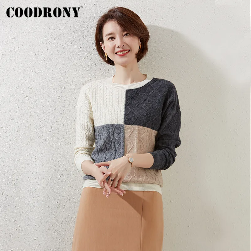 

Пуловер женский трикотажный из 100%-ной шерсти с геометрическим рисунком