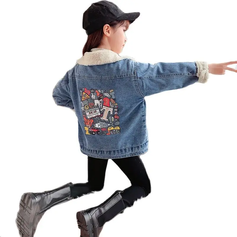 

Осенне-зимнее пальто для девочек, новинка, пальто для маленьких мальчиков, Детская бархатная Плотная джинсовая куртка, Детские трендовые то...