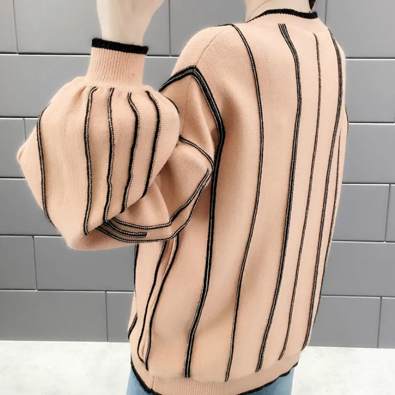 

Ladies Sweater Autumn 2020 New Knitted Sweater Women Loose wild Fashion V Neck Striped Pullover Patch Pull Femme lady Top