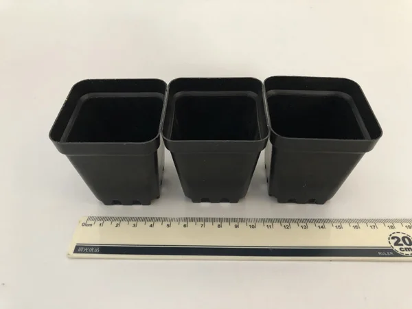 

100Pcs/Lot D5.5XH6CM Minimum Nursery Pots Black Plastic Square Succulents Planters SF-092