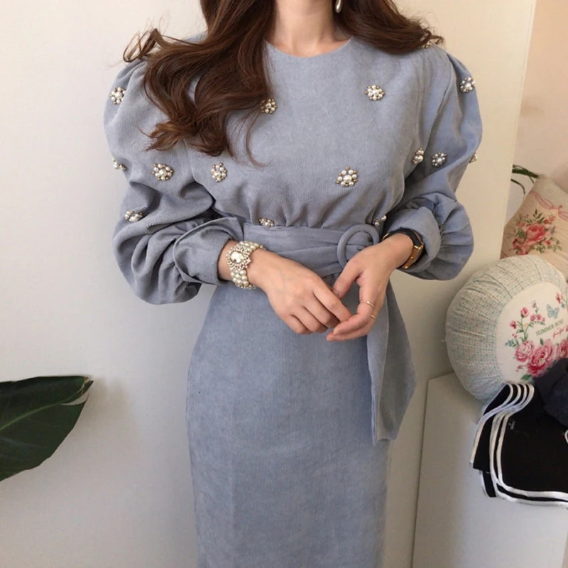 

С длинными рукавами; Сезон весна; Новинка; 2021 женские повседневные свободные Ретро вельвет Платье с поясом Женская обувь в винтажном стиле; ...