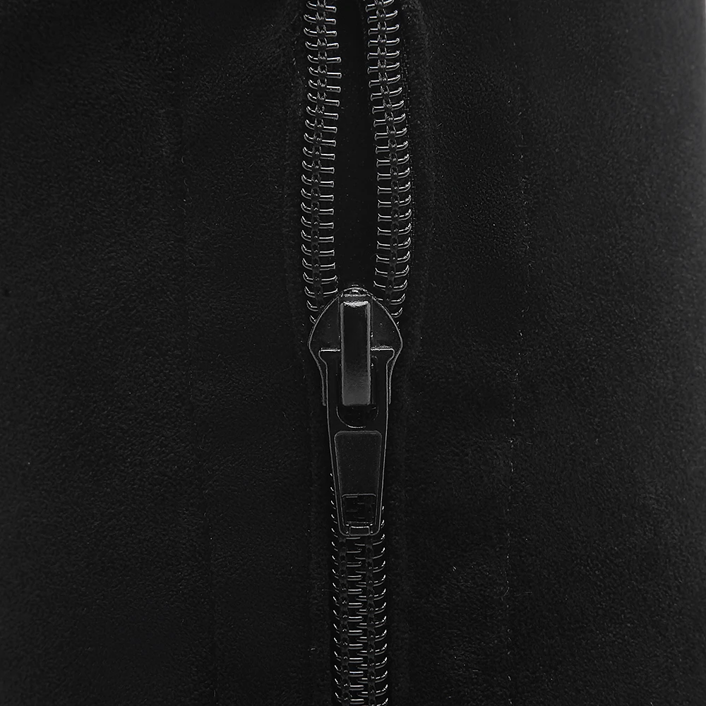 Женские ботфорты на танкетке черные высокие сапоги платформе с острым носком