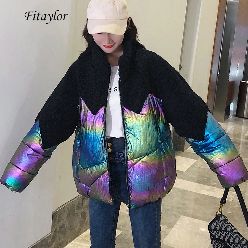 Fitaylor новая зимняя Для женщин светлая сторона лоскутное овечьей Меховая куртка верхняя одежда куртки на молнии с воротником-стойкой свободные хлопковое стеганое Глянцевая верхняя одежда