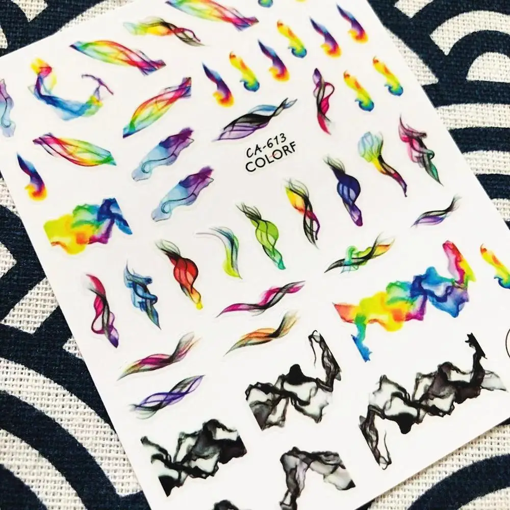 

Фотообои для дизайна ногтей