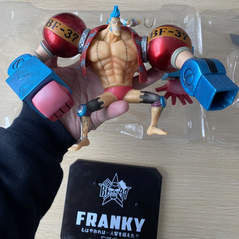 

ONE PIECE Action Figure New World FRANKY Model Toys