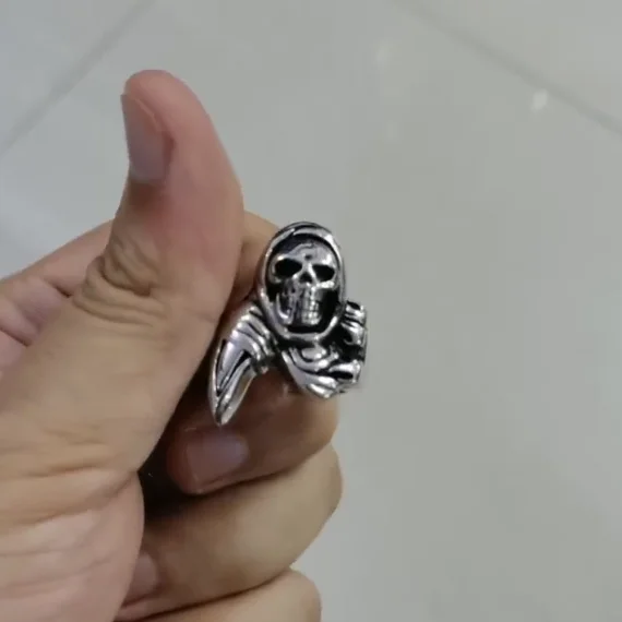 Низкая цена мужское кольцо из нержавеющей стали 316L в стиле панк с черепом |