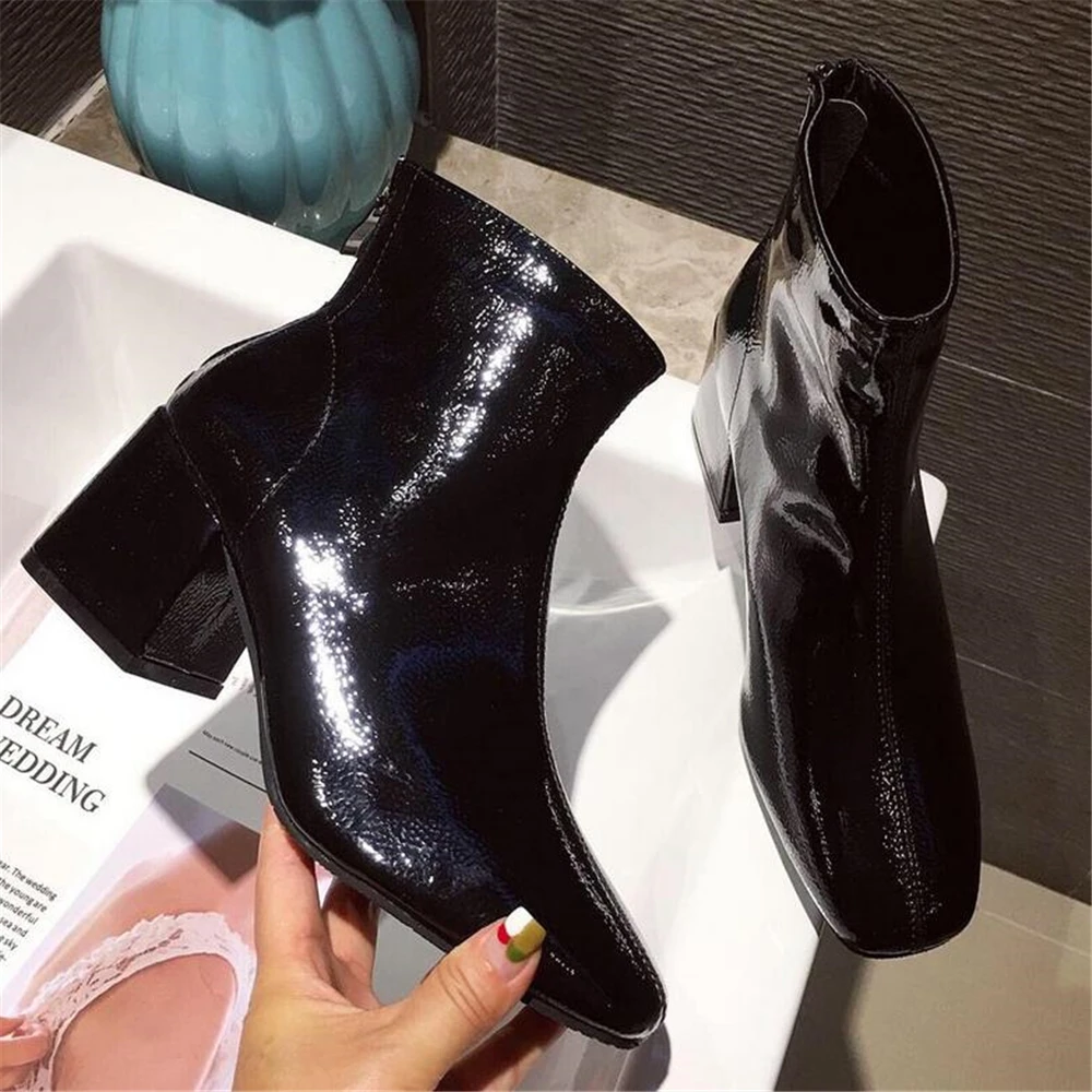 Miulamiula/Новинка 2019 года женские ботинки на молнии мотоциклетные Ботинки каблуке