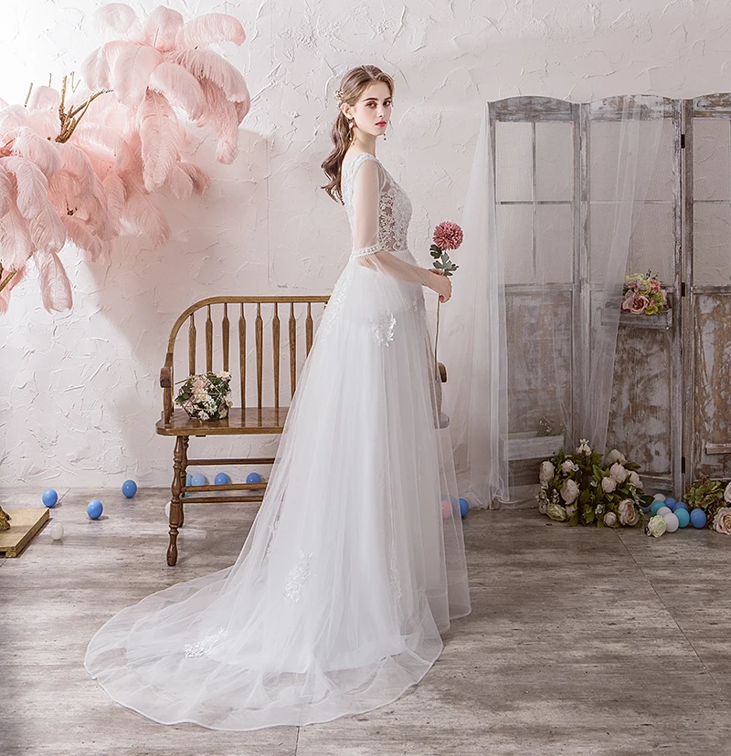 Свадебное платье Mrs Win с v-образным вырезом со шлейфом а-силуэта широким рукавом