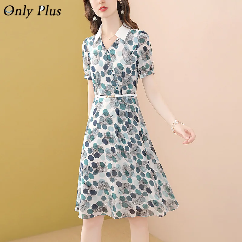 

Платье в горошек, с V-образным вырезом