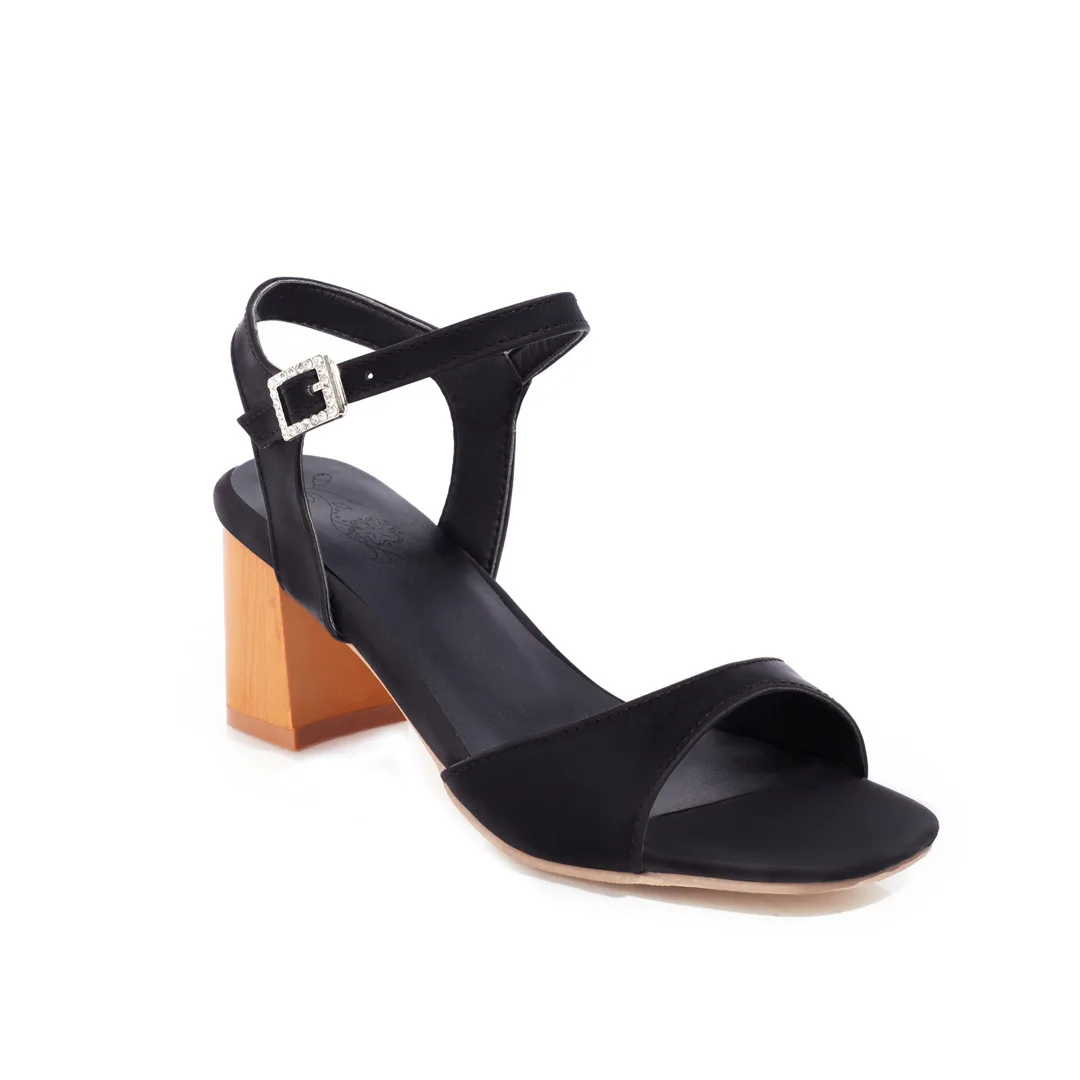 

Low Sandals Woman Leather 2021 Summer Buckle Large Size Female Shoe Block Heels Open Toe Med Low-heeled Big Girls Beige Chunky C