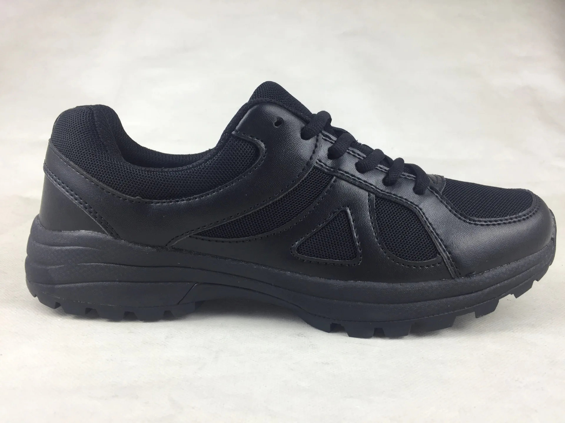 

Spring and autumn army fans outdoor sports running shoes summer net training shoes