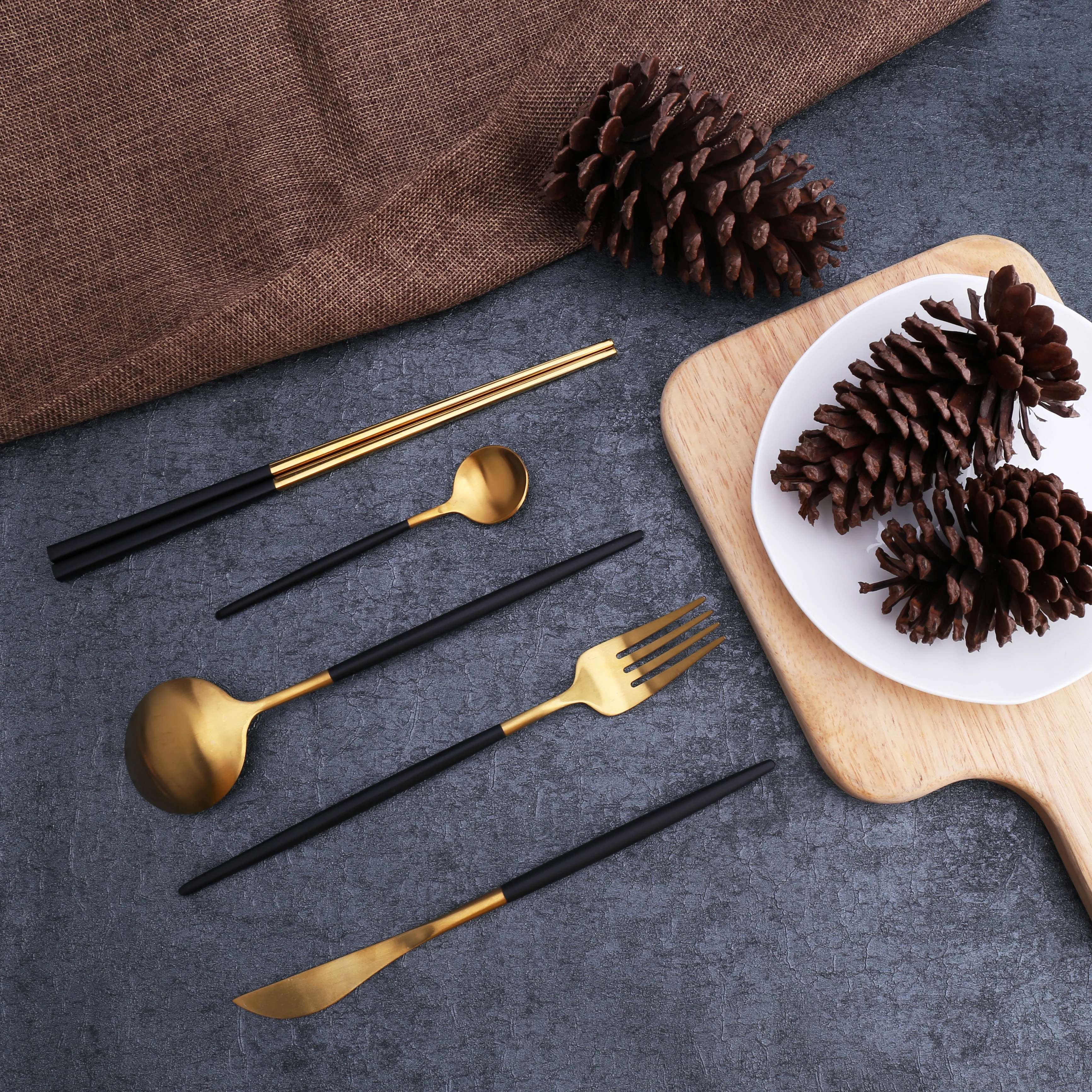 

Tableware Dinnerware Cutlery Set Knife Fork Spoon Chopsticks Coffee Spoon Dessert Spoon Dinner Meal Black Gold ColorLow Gloss