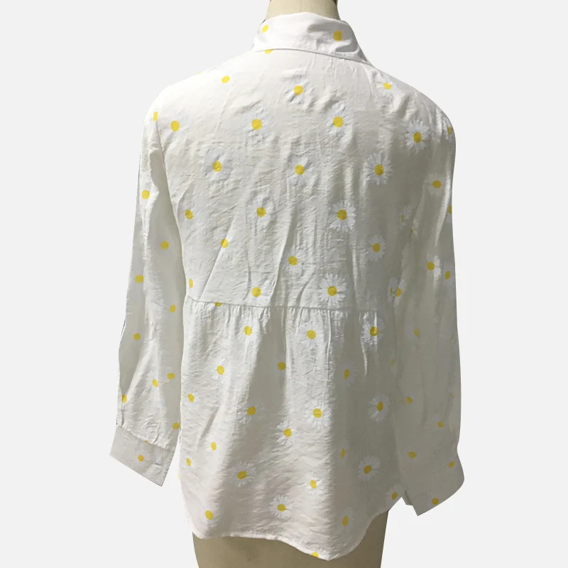 Рубашка женская с принтом ромашек белая Свободная блуза длинным рукавом V